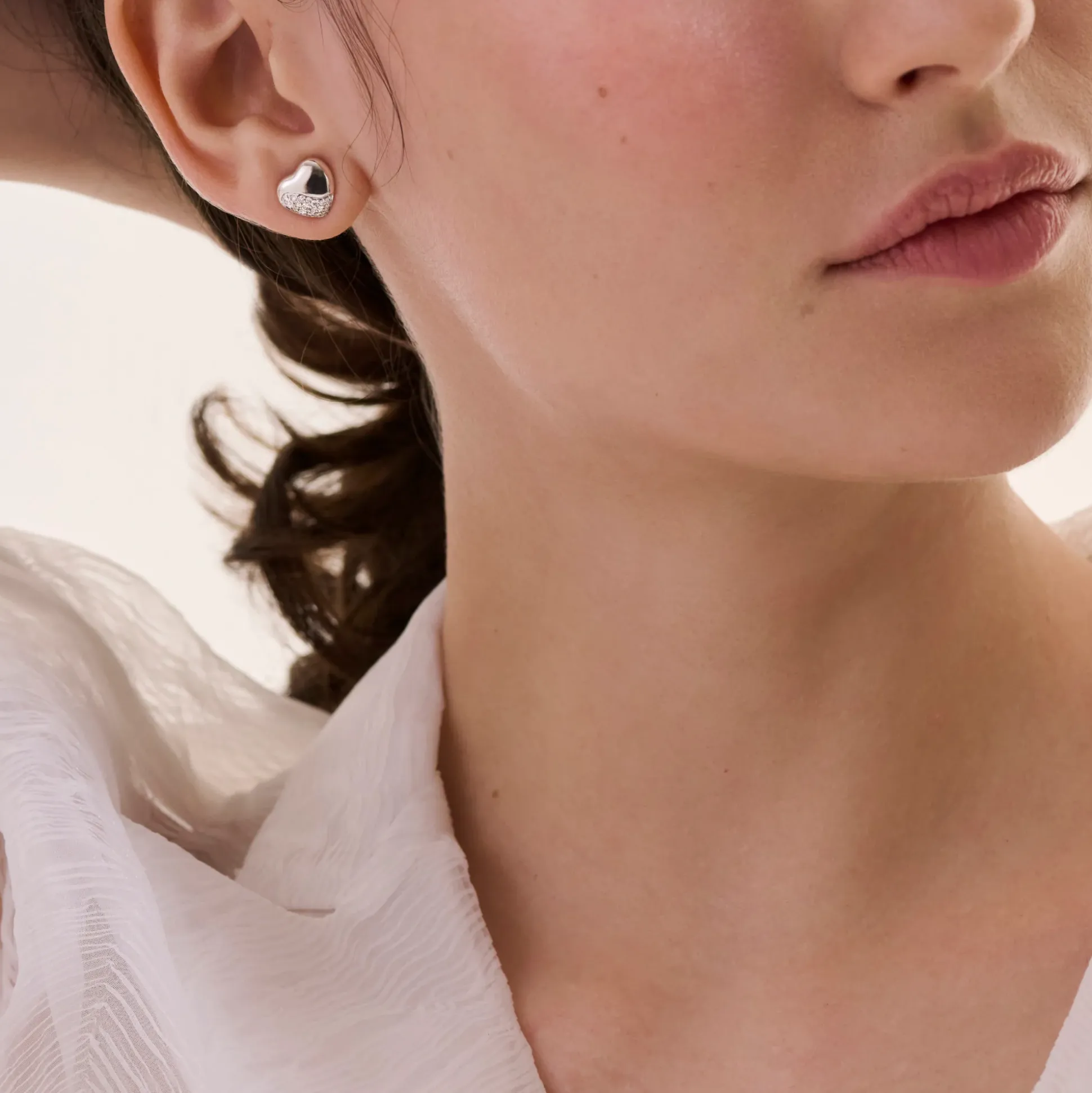 Women John Hardy Studs^Pebble Heart Stud Earring, Silver, Diamonds